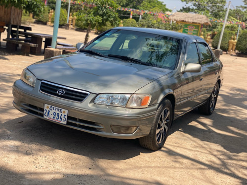 ឆ្លូញ 99 ABS កៅអីចុច
