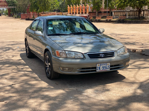 ឆ្លូញ 99 ABS កៅអីចុច