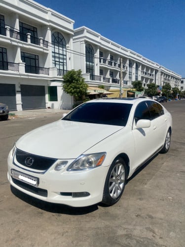 ចង់លក់ Lexus GS300 Full Option លក់ប្តូរសេរី