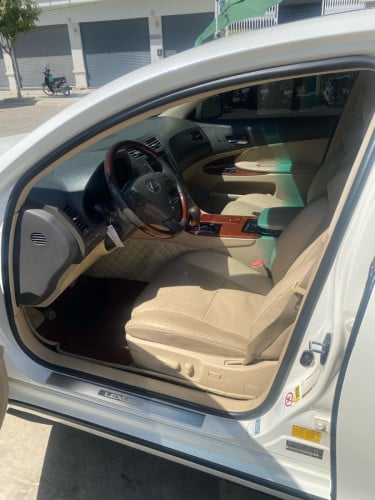 ចង់លក់ Lexus GS300 Full Option លក់ប្តូរសេរី