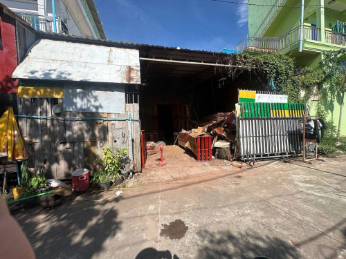 ឃ្លាំងសម្រាប់ជួលនៅតាមបណ្ដោយផ្លូវឧកញ្ញ៉ាម៉ុងរឹទ្ធី -តម្លៃជួល / Price: 700$ / ខែ