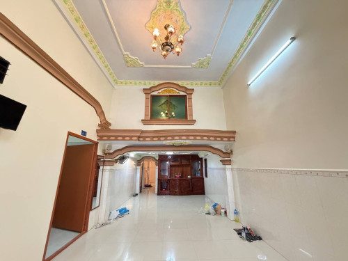 🏠房屋出租,10间卧室，8间浴室,租金1900美
