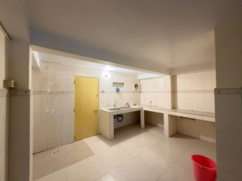 🏠房屋出租,10间卧室，8间浴室,租金1900美