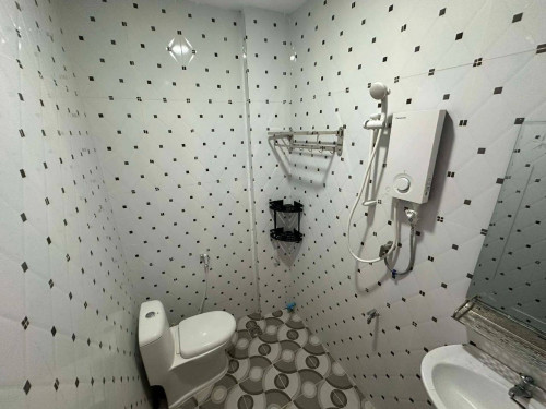 ๐ House for rent with 2 apartmentsโ
14 bedrooms