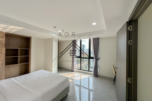 2 Bedroom Apartment For Rent in Chroy Changvar | 7 Minutes from Embassy of France