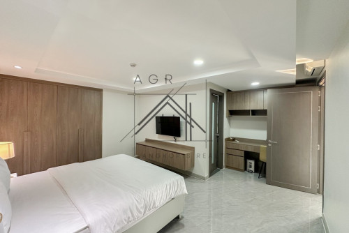 2 Bedroom Apartment For Rent in Chroy Changvar | 7 Minutes from Embassy of France