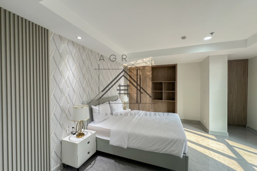 2 Bedroom Apartment For Rent in Chroy Changvar | 7 Minutes from Embassy of France