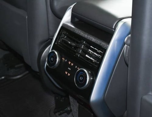 2023 Range Rover P440 SE Plug In Hybrid
