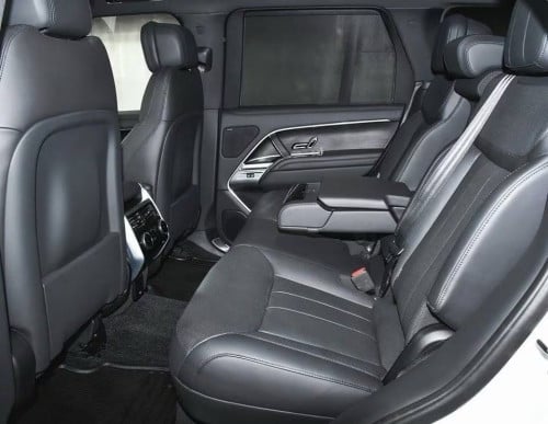 2023 Range Rover P440 SE Plug In Hybrid