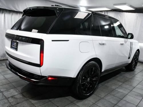 2023 Range Rover P440 SE Plug In Hybrid