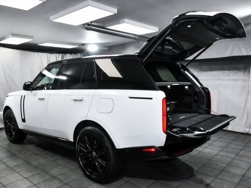 2023 Range Rover P440 SE Plug In Hybrid