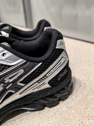 ASICS