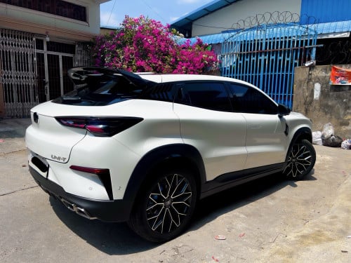 Changan UNI T 2023 , ជិះផ្លាល់លក់ដូរសេរី