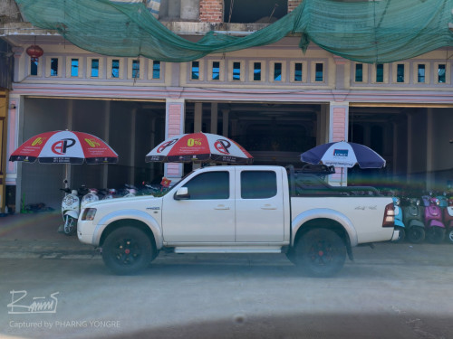 Ford 08 លក់10.000