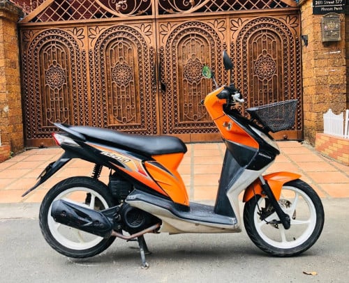 Honda icon (110cc, year2010, 490$) have all documents