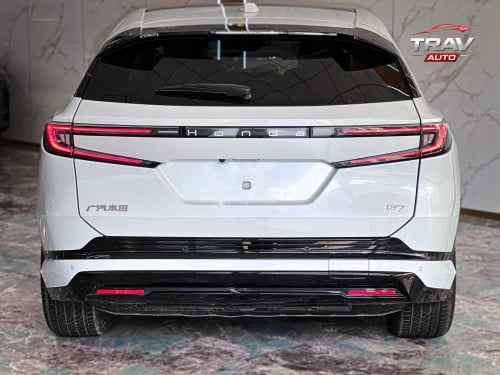 Honda P7 electric vehicle, range 650 kilometers