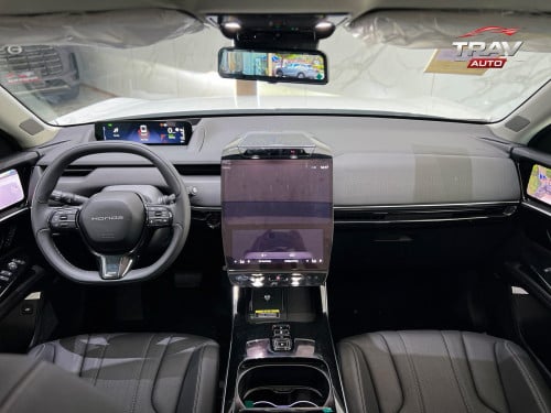 Honda P7 electric vehicle, range 650 kilometers