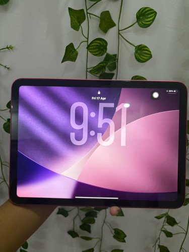 Ipad (A16) 128g only wifiមានប្រអប់ឆ្នាំងសាក់​ មិនមានស្នាមឆ្កូត