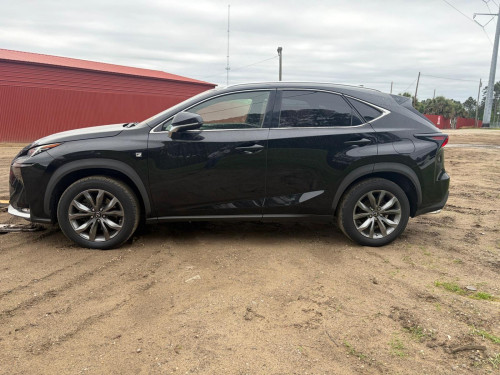 Nx200t F Sport 016 គុជ​3 ក្នុងឆេីរី​ ឡានស្អាត​ អត់ច្រេះ​