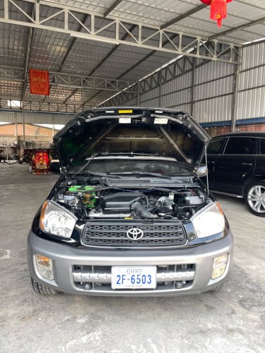 RAV 4 ឆ្នាំ 2001 ឡានស្អាត គ្រឿងក្នុងថ្មី មិនបុកមិនប៉ះ មុខក្រោយស្អាត