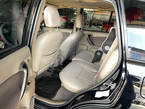 RAV 4 ឆ្នាំ 2001 ឡានស្អាត គ្រឿងក្នុងថ្មី មិនបុកមិនប៉ះ មុខក្រោយស្អាត
