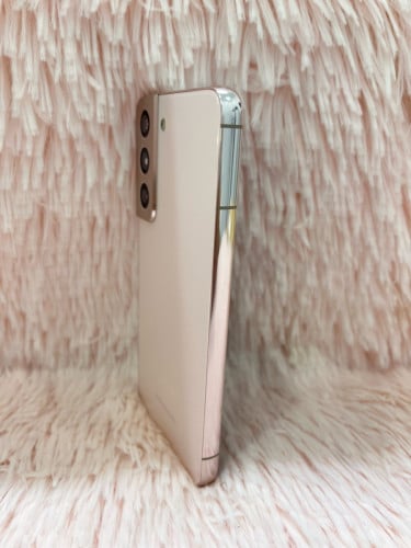 SAMSUNG GALAXY S22