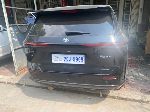 Toyota bz3x 2025 ម្ចាស់ដើមស្រុិន១ជុំ