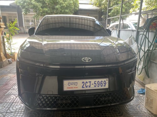 Toyota bz3x 2025 ម្ចាស់ដើមស្រុិន១ជុំ