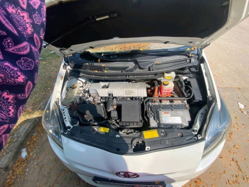 Toyota Pruis 2010 option 2up3 ម្ចាស់ដើម 14800$ ដាច់