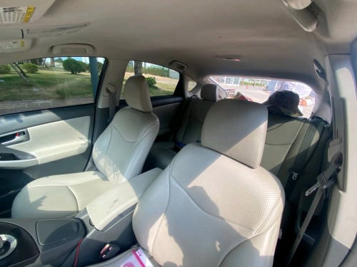 Toyota Pruis 2010 option 2up3 ម្ចាស់ដើម 14800$ ដាច់