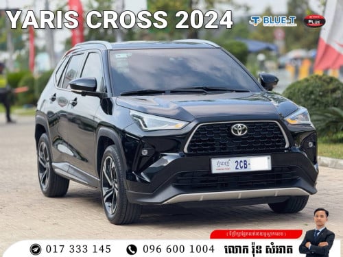 TOYOTA YARIS CROSS 2024