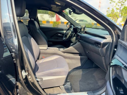 TOYOTA YARIS CROSS 2024
