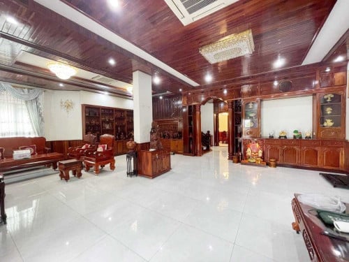 Villa for Rent in Kok Khelang Sangkat, Sen Sok District