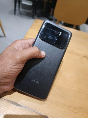 Xiaomi 11Ultra 8g/256g_CH(វៃដូរបាន)👉$175