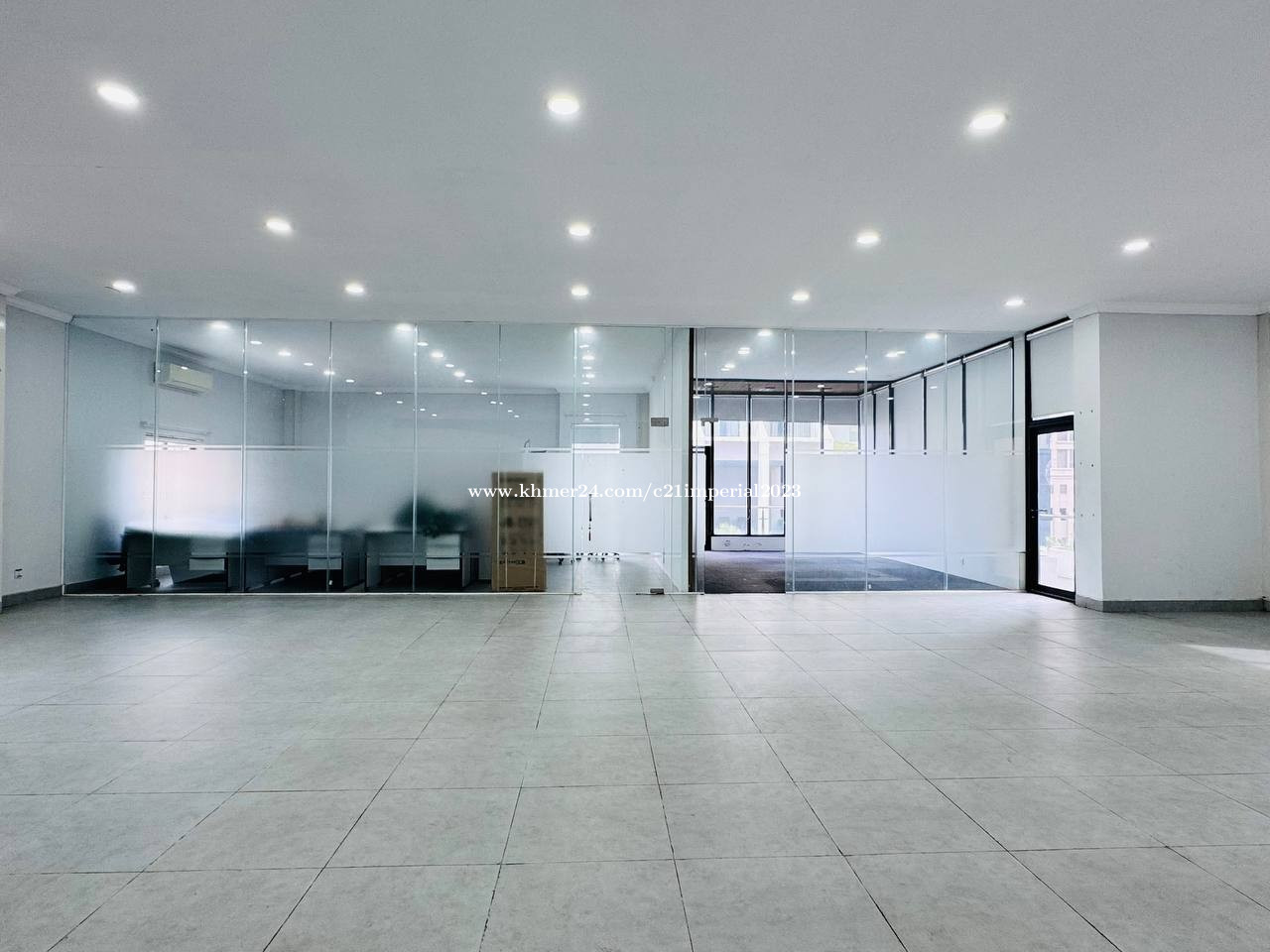 Office Space Available at for rent at Bkk1 (Of-006) ការិយាល័យជួល មានខណ្ឌបន្ទប់ស្រាប់នៅបឹងកេងកង