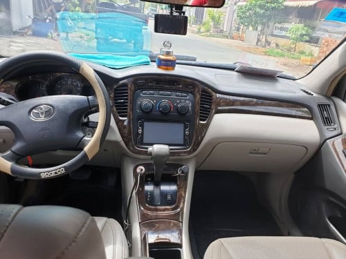 Toyota Highlander 03 V6