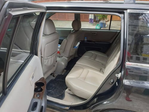 Toyota Highlander 03 V6