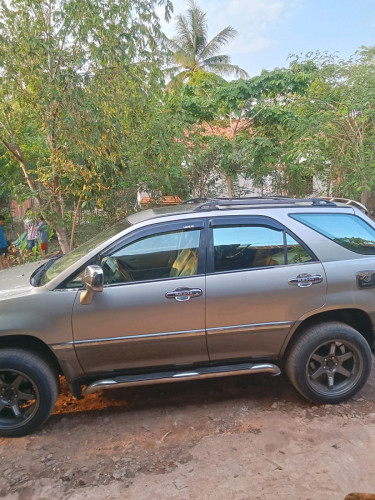ឡានប្រញាប់លុយ