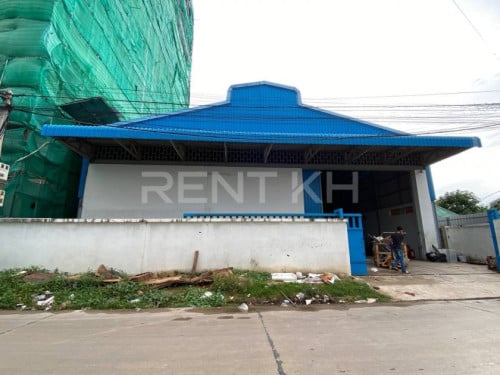 ឃ្លាំងជួលនៅភ្នំពេញថ្មី
