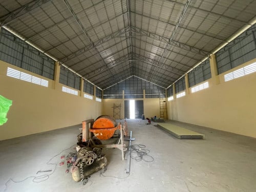 ឃ្លាំងសម្រាប់ជួល