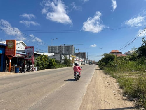 ឃ្លាំងជួលម្ចាស់ផ្ទាល់