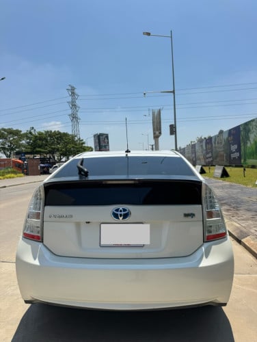 រថយន្តសម្រាប់ជួលជាថ្ងៃ