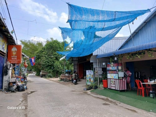 ផ្ទះនៅកៀនស្វាយលក់បេីកអាជីវកម្មបាន