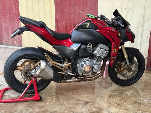 មានពន្ធលក់តែ 3200$ ទេ zx1000 លក់ថោកជិះធម្មតា