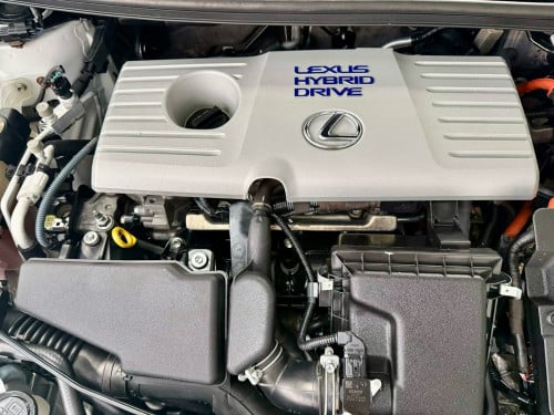 ឡានលក់ CT 200h F sport ឆ្នាំ 012 ក្រដាសពន្ធ ឡានមូល