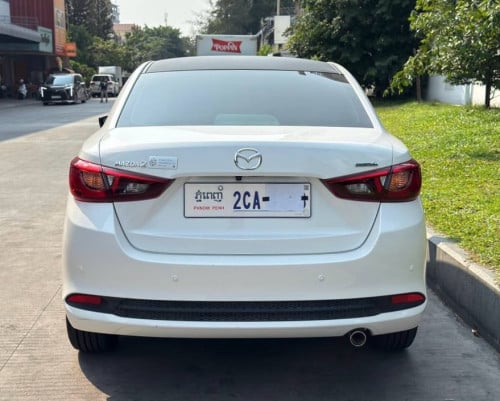 🔥Mazda2 2025Fullកាន់💰7500$💸ដកឡានភ្លាមបង់រំលស់ជាមួយឃ្លាំងផ្ទាល់