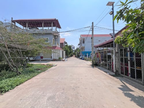 🗺️ ដី ក្នុងខណ្ឌសែនសុខ សម្រាប់ជួល  ជិតបុរី ពិភពថ្មីឈូកមាស