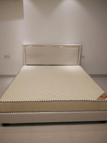 180x200 Bed Frame and Mattress