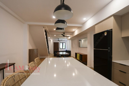 2 Bedrooms Duplex Apartment For Rent in Chakto Mukh