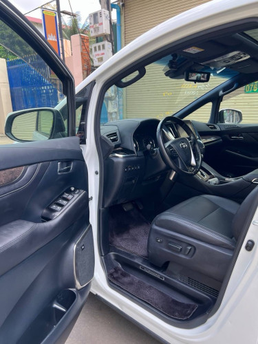 2018TOYOTA ALPHARD HYBRID EXECUTIVE LOUNGE IN STOCK FOR SALE FROM JAPAN